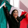 Ana Gabriel: desde una fábrica de soldadura hasta convertirse en una reina de canciones de amor