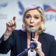 Le Pen lamenta su derrota pero dice que ha logrado 