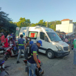Patana choca con minibús en la carretera Sánchez y se reportan personas atrapadas