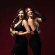 Gabi Desangles y Beba Rojas, las presentadoras de “Too much en la noche” ahora por Telecentro