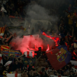 El Barcelona es multado por la UEFA por aficionados que hicieron gestos nazis contra el PSG
