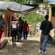 Haitiano se lanza a canal de riego para no ser deportado por migración