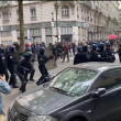 Manifestaciones del Primero de Mayo se tornan violentas en París