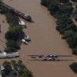 Tratan de rescatar a sobrevivientes de inundaciones en Brasil; hay 128 desaparecidos
