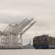 El tráfico se reanuda en el transitado puerto de Baltimore tras la retirada del puente derruido