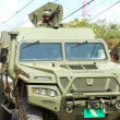 Ejército dominicano patrulla la frontera con vehículos blindados
