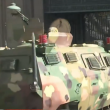 Un tanque militar entra a la fuerza por las puertas de la sede del Ejecutivo de Bolivia