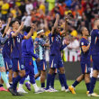 Holanda vence 3-0 a Rumania y llega cuartos en la Eurocopa después de 16 años