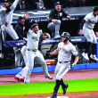 Los Yankees superan 8-6 a los Guardianes en un partido repleto de alternativas