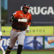 Kennys Vargas jonronea en triunfo de Toros ante el Escogido, que tiene una racha de tres fracasos