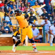 Con jonrones de Encarnación y Villar, las Águilas vencen otra vez al Licey