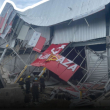 Colapso de plaza comercial en Santiago deja varios heridos