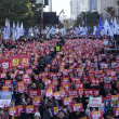 Descontento en las calles de Corea del Sur tras fracasar la moción para destituir al presidente