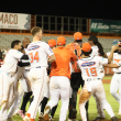 Elevado de Cristhian Adames otorga la victoria a los Toros 3-2 sobre los Gigantes