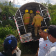 Accidente que involucra una guagua de Migración registra una persona muerta y varios heridos