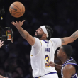 Davis y Lakers arruinan debut del entrenador interino Christie con Kings