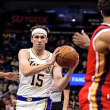 Reaves, Doncic y Ayton lideran la victoria de los Lakers sobre los Pelicans