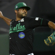 Esmil Rogers lanza en grande y las Estrellas se imponen a las Aguilas
