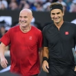 Roger Federer se luce en la primera ceremonia inaugural del Abierto de Australia