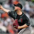 Ildemaro Vargas y Merrill Kelly ayudan a los Diamondbacks a vencer 4-3 a Orioles