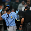 Caminero jonronea y los Rays de Tampa apabullan a los Sox 8-3