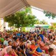 Gobierno entrega enseres, alimentos y bono de emergencia en Villa Montellano