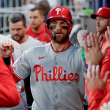 Bryce Harper impusa 4 carreras y los Filis ponen fin a racha de diez reveses