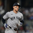 Judge y Rice igualan marca de Mantle y Berra; Yankees vencen a Rangers 4-2