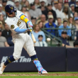 Los Brewers remontan en la décima entrada para ganar 4-3, mientras que los Yankees