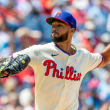 Schwarber da 2 jonrones, Sánchez lanza bien y los Filis tienen 10-3 bajo dirección de Mattingly