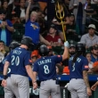 Con un grand slam de Canzone, Marineros vencen a Astros por novena vez seguida