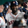Yordan Álvarez da jonrón con bases llenas y los Astros aplastan 13-2 a Atléticos