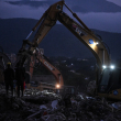 Casi dos meses después de los sismos, La Guaira se debate entre precariedad y resistencia