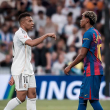 Lamine Yamal y Mbappé se miden en el Clásico un día antes de conocerse el ganador del Balón de Oro