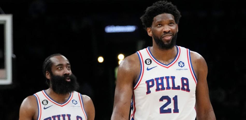 Joel Embiid y James Harden es el dúo de acción de los Sixers.