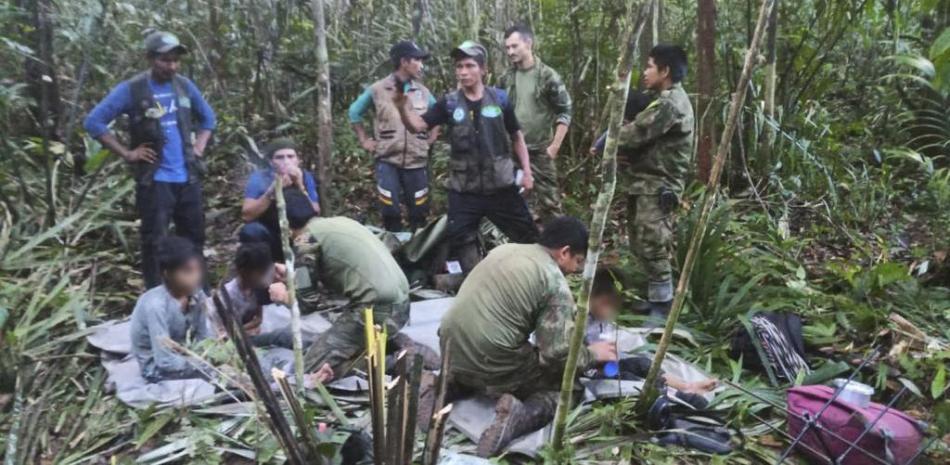 Rescate de niños atrapados en selva colombiana