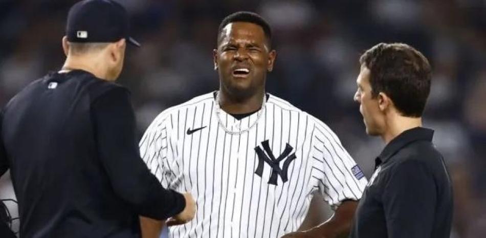 Luis Severino se queja luego de haberse lastimado en su mas reciente participación con los Yankees