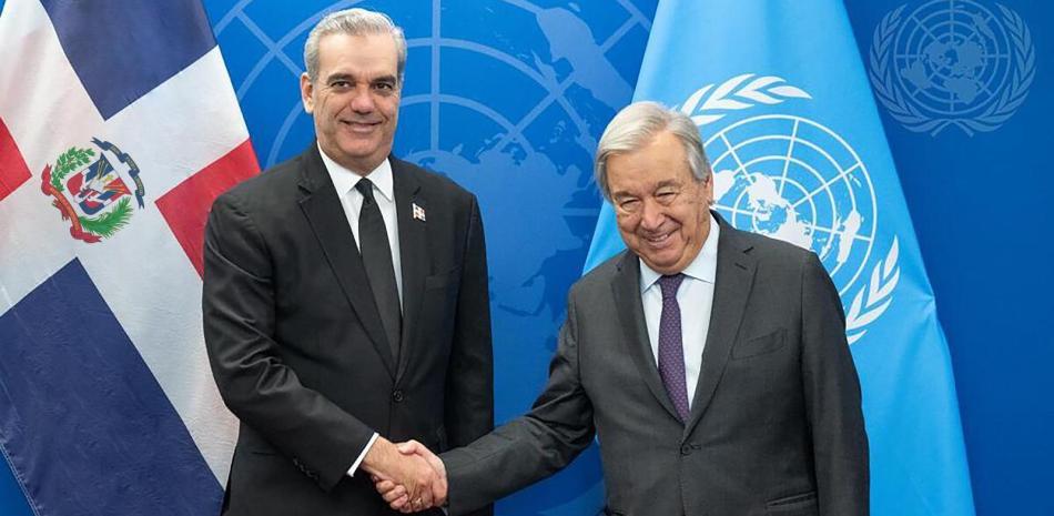Luis Abinader, junto al secretario general de las Naciones Unidas, Antonio Guterres.