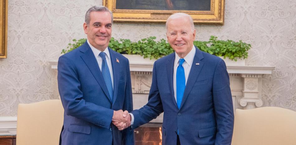 Joe Biden y el presidente dominicano Luis Abinader.