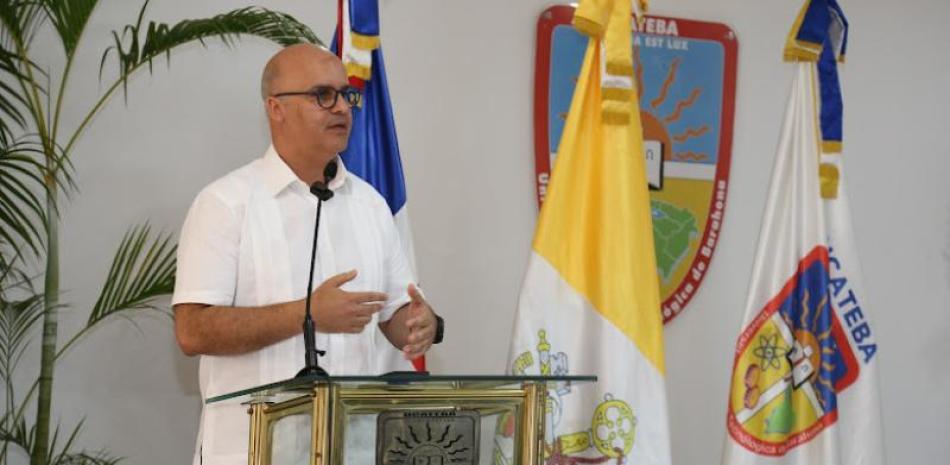 El ministro administrativo de la Presidencia, Igor David Rodríguez Durán, justificó que el Gobierno entregue recursos públicos a instituciones faltando pocas semanas para las elecciones presidenciales y congresuales pautadas para el domingo 19 de mayo.