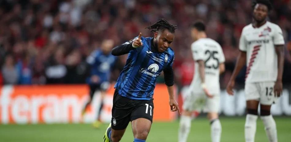 Ademola Lookman tuvo un juego de ensueño ante el Leverkusen.