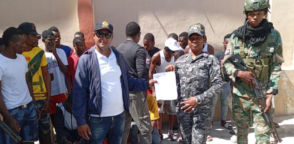 Deportan 26 indocumentados haitianos detenidos por la Policía en Jimaní