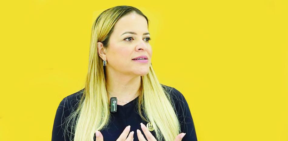 La directora del hospital pediátrico Doctor Hugo Mendoza, doctora Dhamelisse Then, garantizó tratamiento para la niña que sufrió un trauma craneal, como lo solicitó su abuela a través del Listín Diario.