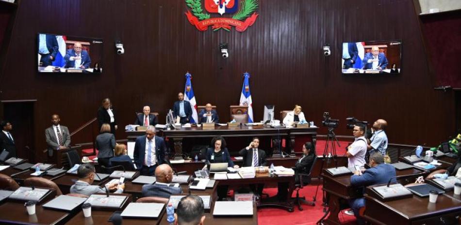 La comisión especial que estudia los tres proyectos del Código Penal solicitará este miércoles en la sesión de la Cámara de Diputados una extensión al plazo fijado para rendir el informe de recomendaciones.