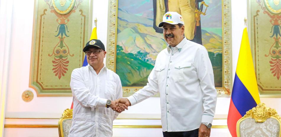 Maduro Defends Venezuela-Colombia Unity Against U.S. Sanctions on Petro