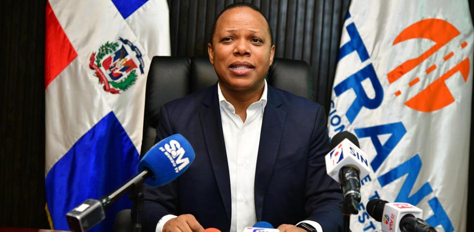 El director del Intrant, Milton Morrison, durante una conferencia de prensa este martes desde la sede de la institución.