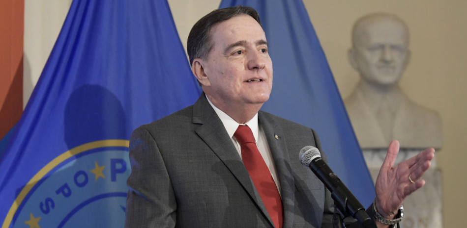 El director de la OPS, Jarbas Barbosa.