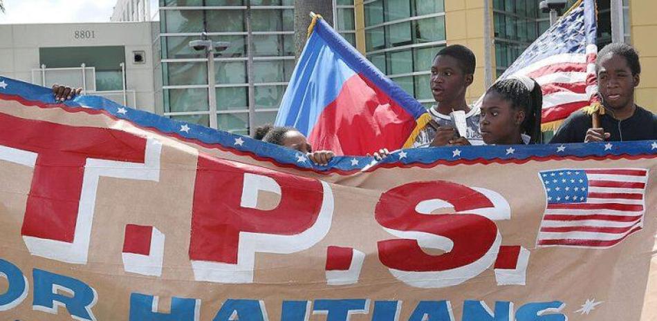 El Ejecutivo había dado un plazo a los beneficiados hasta el 2 de septiembre para aplicar a otro beneficio migratorio o autodeportarse.