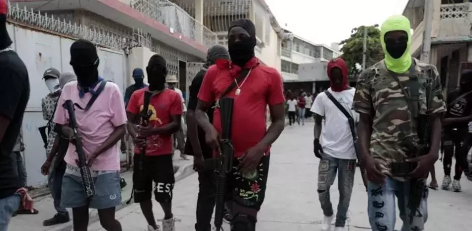 La situación haitiana se ha agravado en los últimos años a causa de la violencia extrema de las bandas armadas que controlan alrededor del 90 por ciento de la capital, Puerto Príncipe.