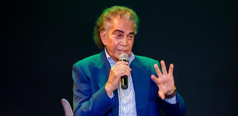 El Puma denuncia injusticia tras ser expulsado de un vuelo en Quito